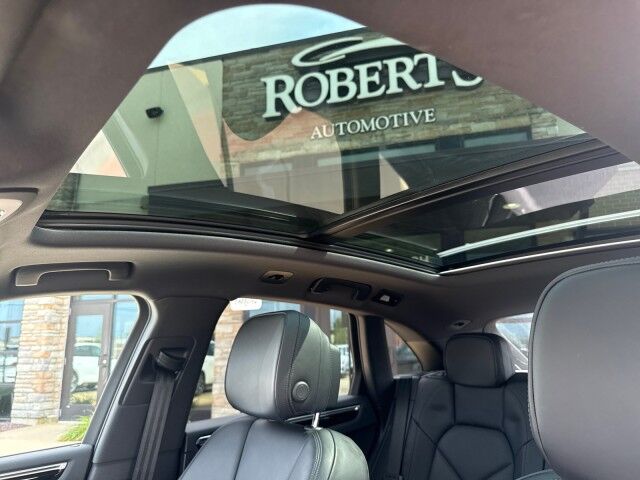 2023 Porsche Macan T Springfield IL 2023 Porsche Macan T Springfield IL