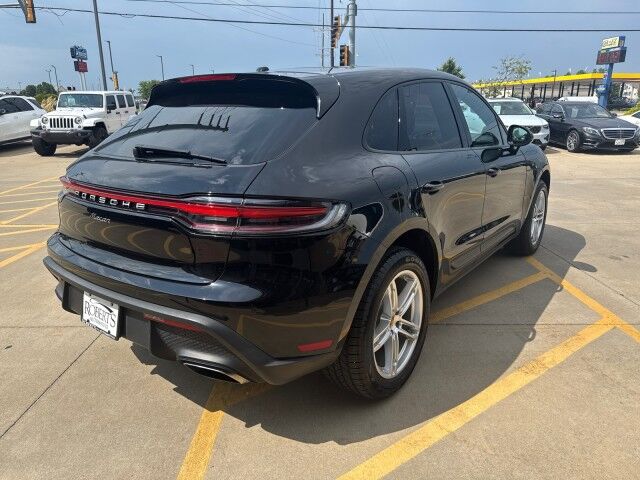 2023 Porsche Macan T Springfield IL 2023 Porsche Macan T Springfield IL