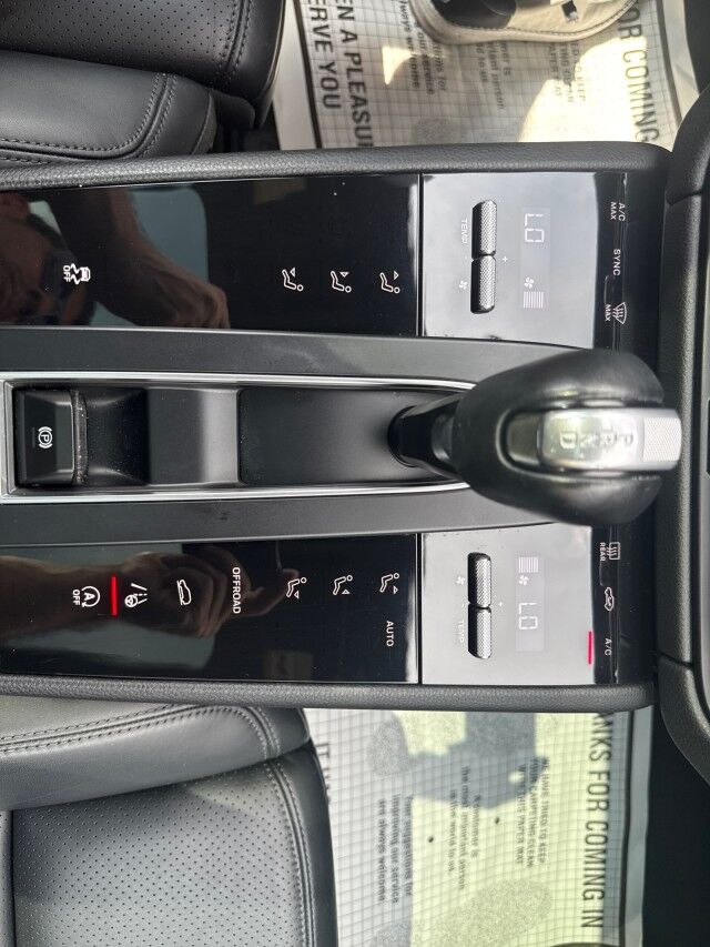 2023 Porsche Macan T Springfield IL 2023 Porsche Macan T Springfield IL