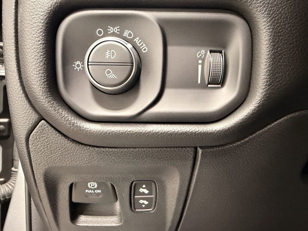 2023 Ram 1500 4x4 Crew Cab Big Horn Minocqua WI 2023 Ram 1500 4x4 Crew Cab Big Horn Minocqua WI