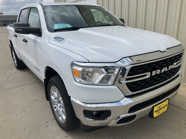 2023 Ram 1500 Big Horn/Lone Star Watertown SD 2023 Ram 1500 Big Horn/Lone Star Watertown SD