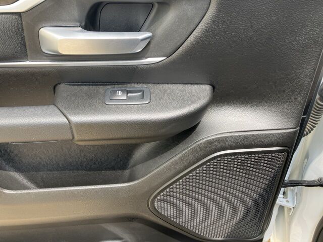 2023 Ram 1500 Big Horn/Lone Star Watertown SD 2023 Ram 1500 Big Horn/Lone Star Watertown SD