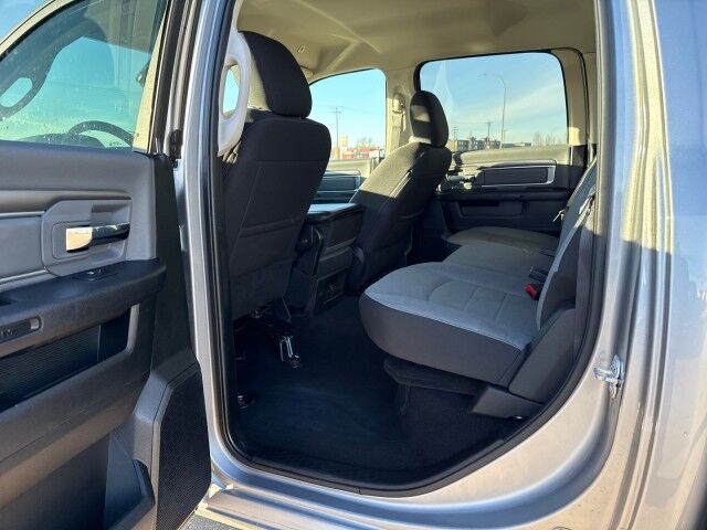 2023 Ram 1500 Classic SLT Grande Prairie AB 2023 Ram 1500 Classic SLT Grande Prairie AB