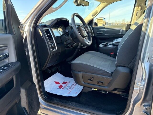 2023 Ram 1500 Classic SLT Grande Prairie AB 2023 Ram 1500 Classic SLT Grande Prairie AB