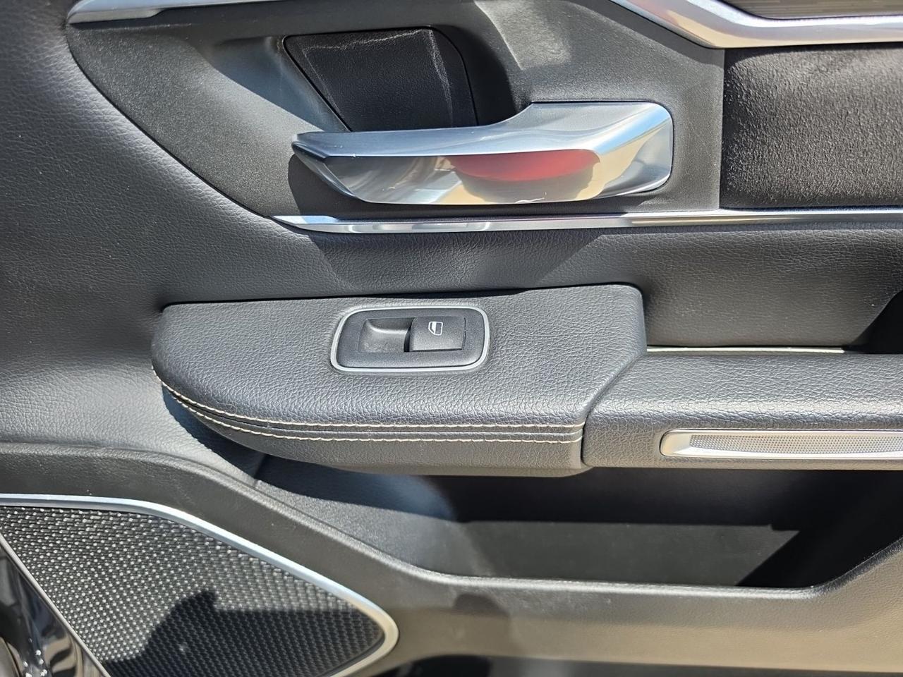2023 Ram 1500 Laramie Watertown SD 2023 Ram 1500 Laramie Watertown SD