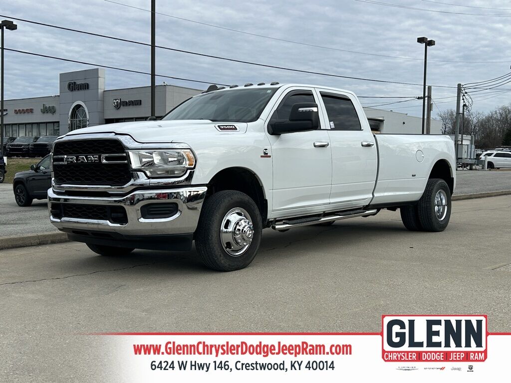 2023 RAM Ram 3500 Pickup Tradesman's photo