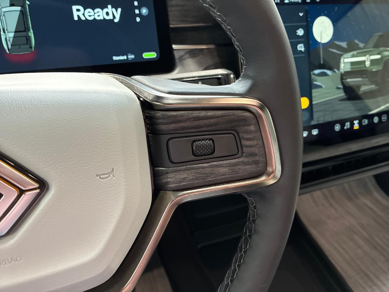 2023 Rivian R1S Adventure Houston TX 2023 Rivian R1S Adventure Houston TX