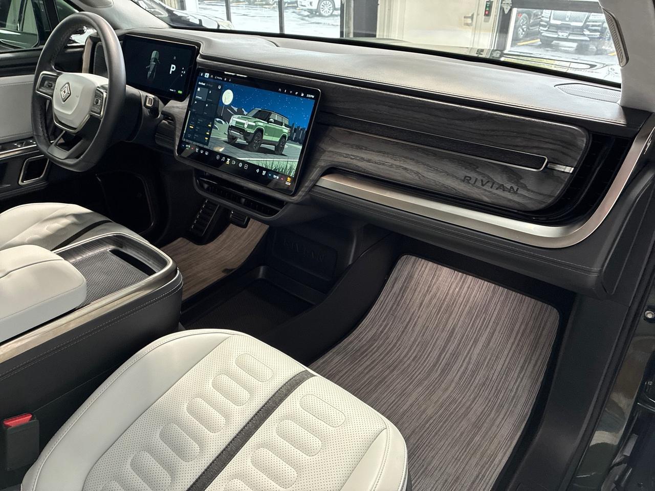 2023 Rivian R1S Adventure Houston TX 2023 Rivian R1S Adventure Houston TX