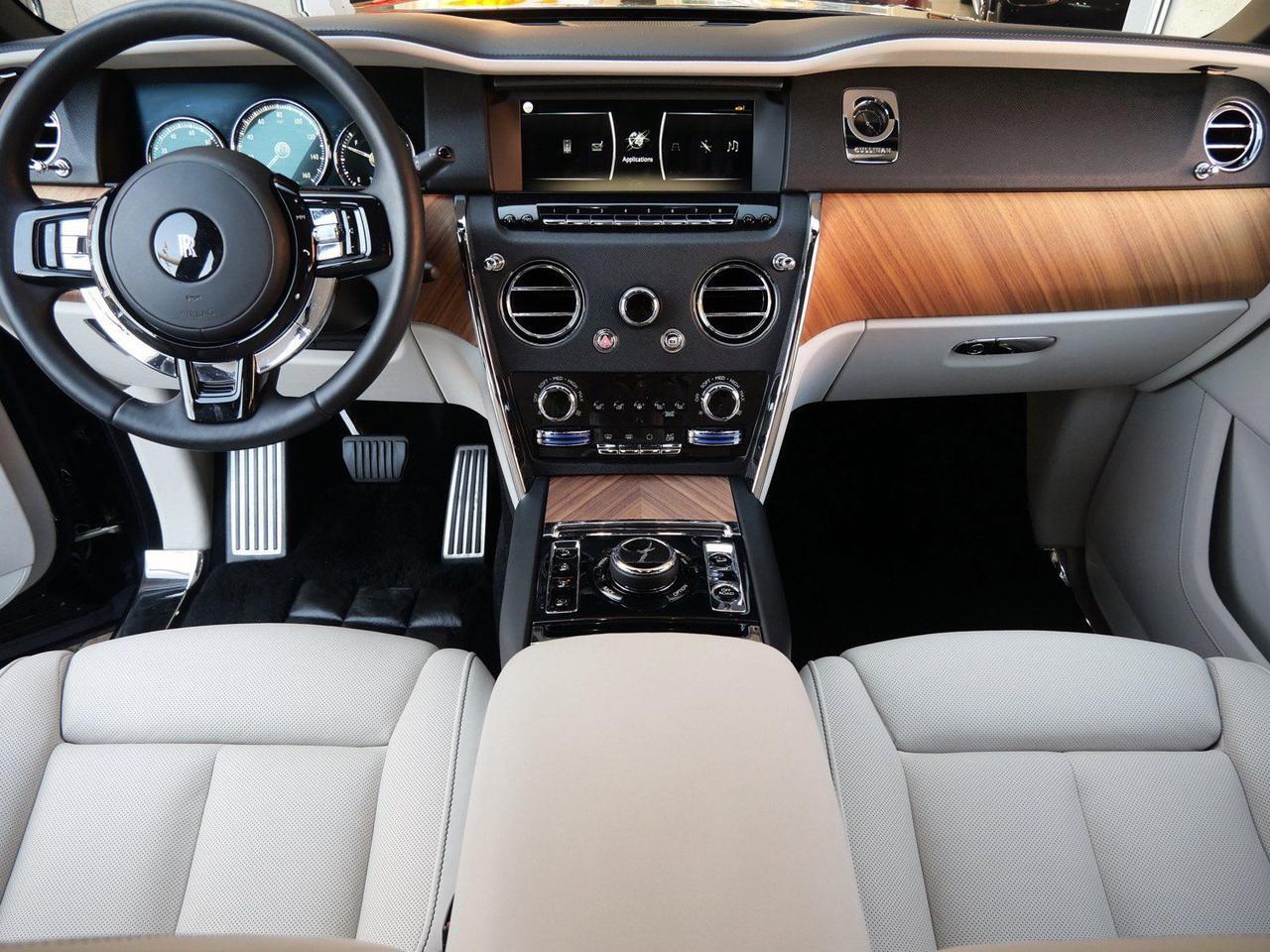 2023 Rolls-Royce Cullinan Lawrence KS