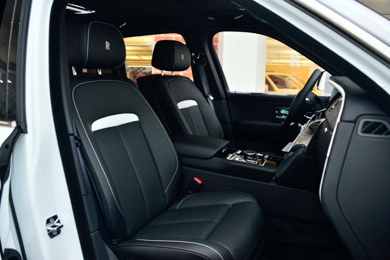2023 Rolls-Royce Cullinan Lawrence KS