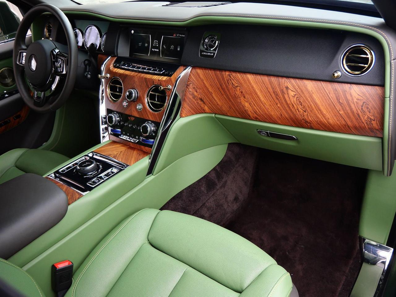 2023 Rolls-Royce Cullinan Lawrence KS