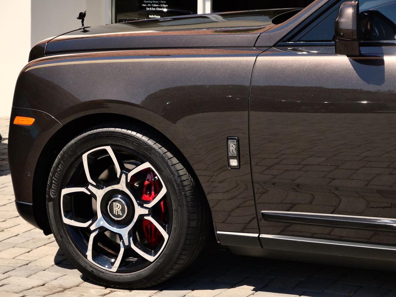 2023 Rolls-Royce Cullinan Black Badge Black Badge Lawrence KS