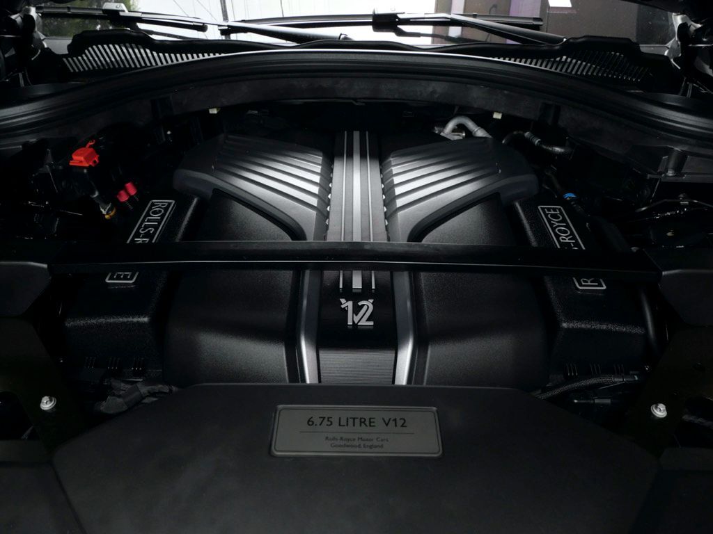 2023 Rolls-Royce Cullinan Black Badge Black Badge Lawrence KS