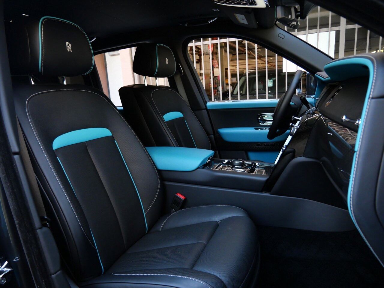 2023 Rolls-Royce Cullinan Black Badge Black Badge Lawrence KS