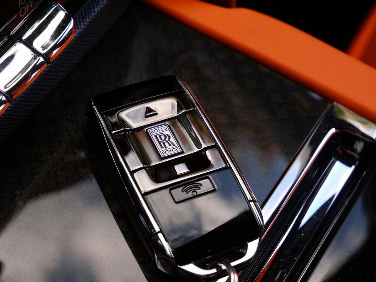 2023 Rolls-Royce Cullinan Black Badge Black Badge Lawrence KS