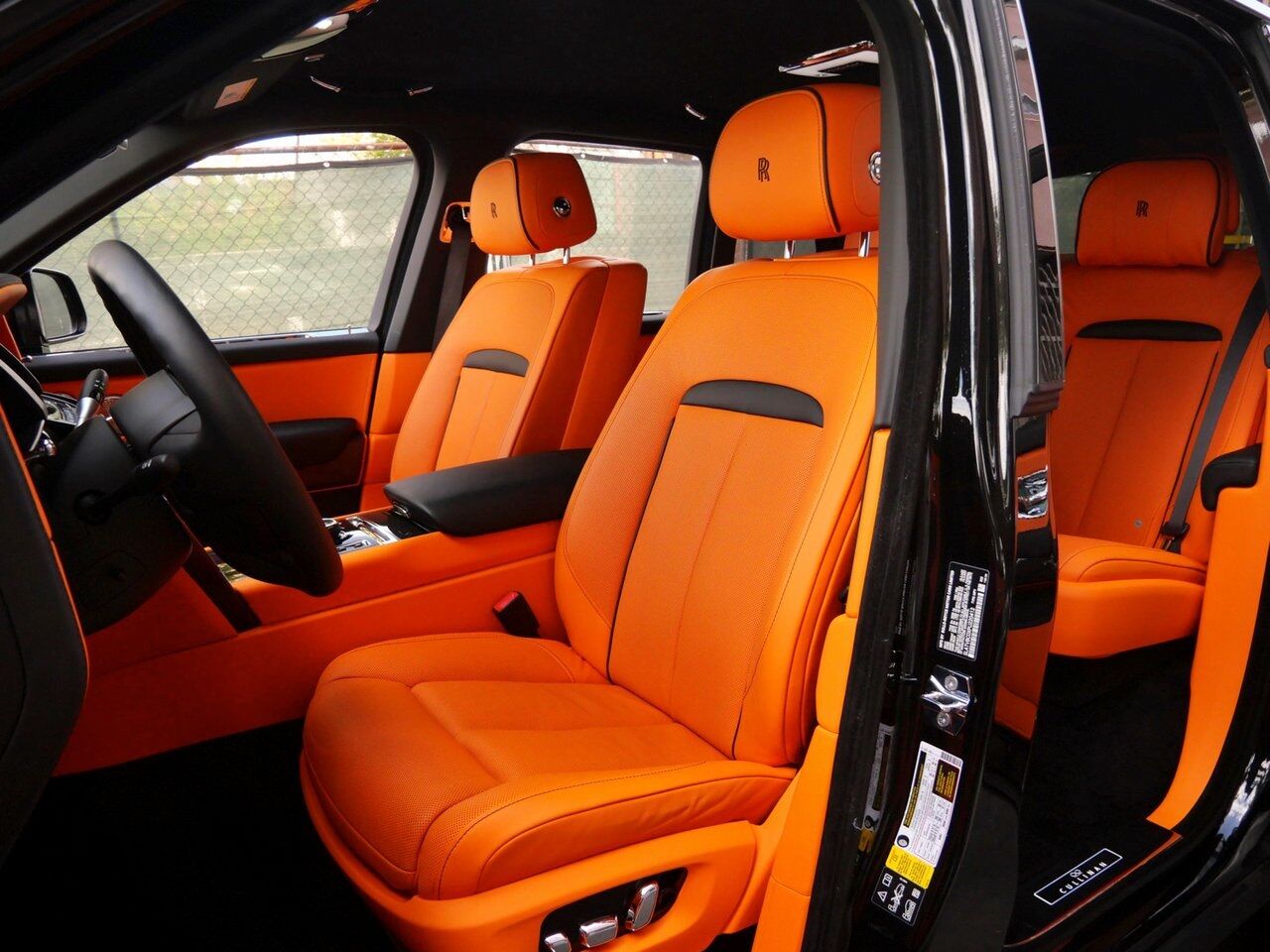 2023 Rolls-Royce Cullinan Black Badge Black Badge Lawrence KS