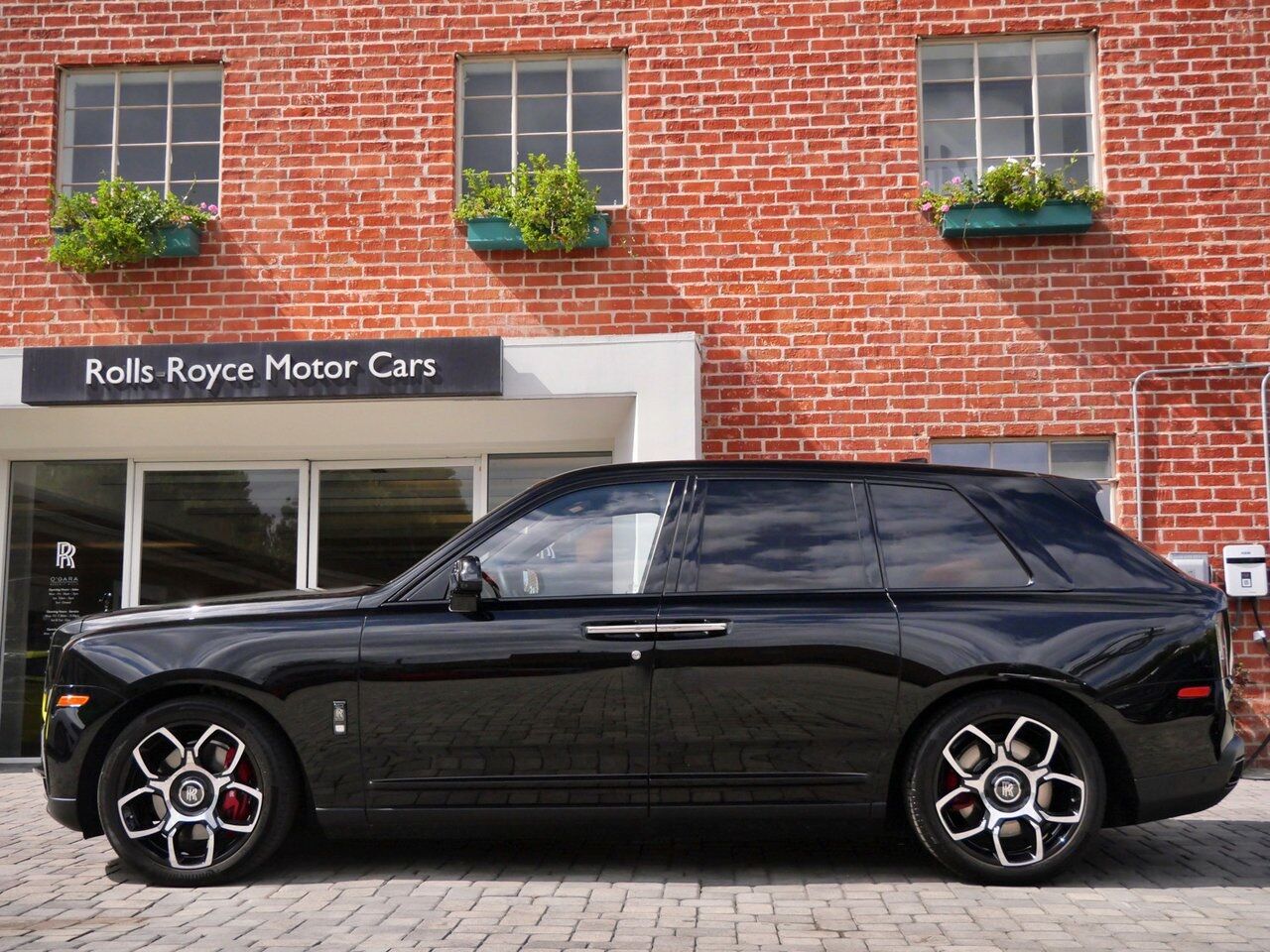 2023 Rolls-Royce Cullinan Black Badge Black Badge Lawrence KS