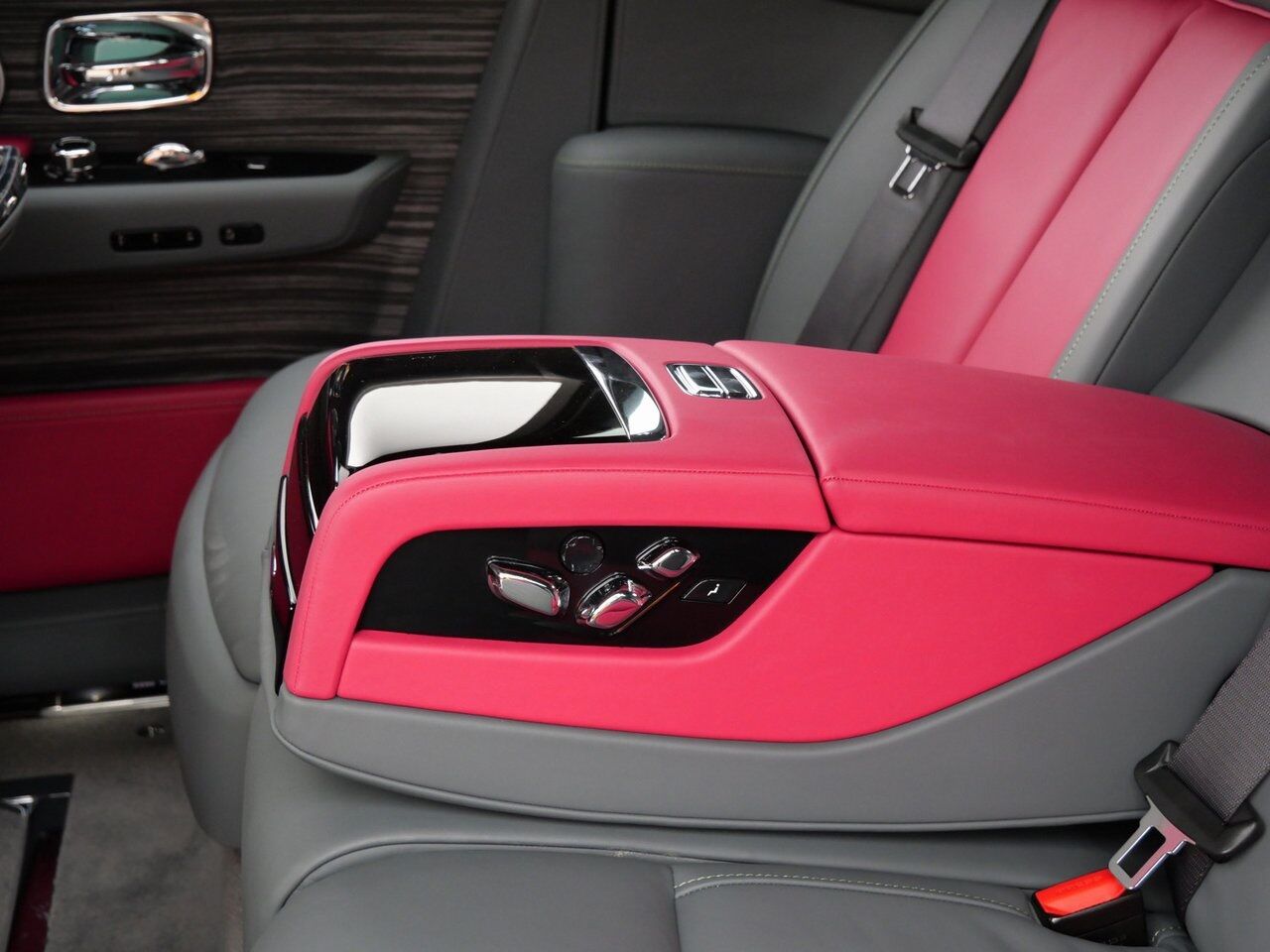 2023 Rolls-Royce Phantom Lawrence KS
