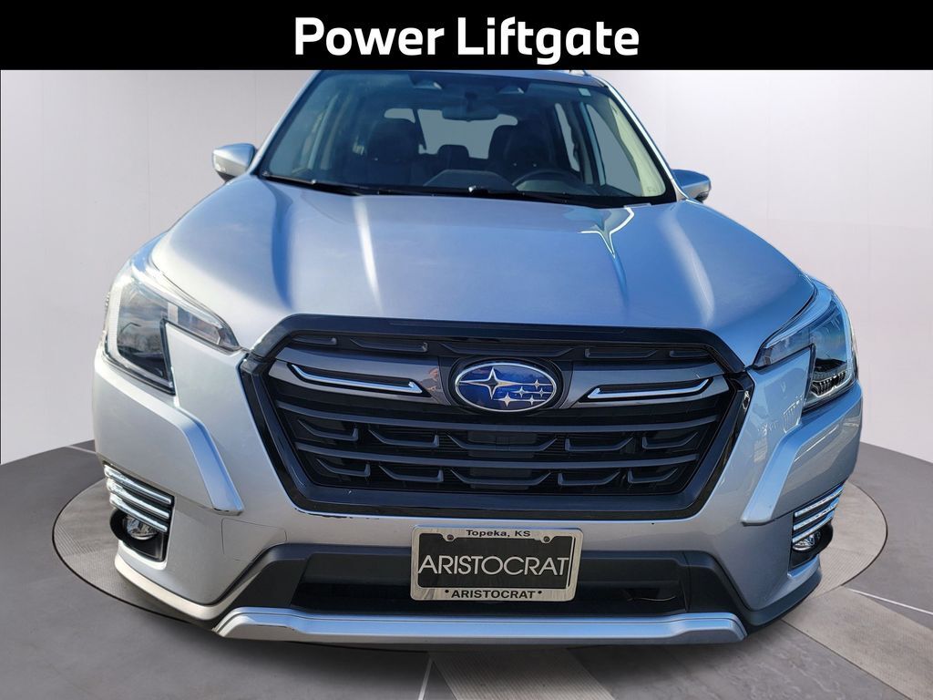 2023 Subaru Forester Touring