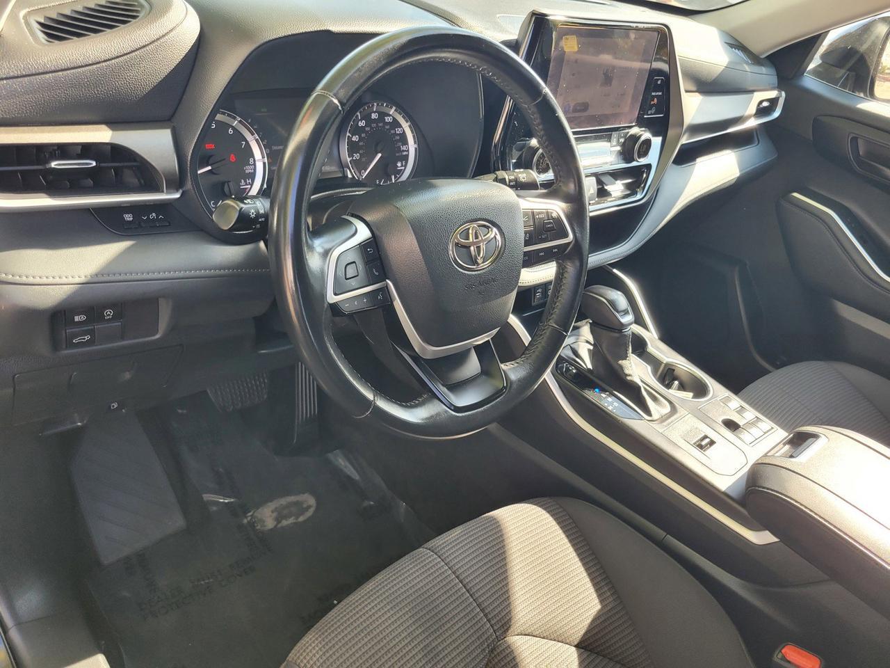 2023 TOYOTA HIGHLANDER LE Roseville CA