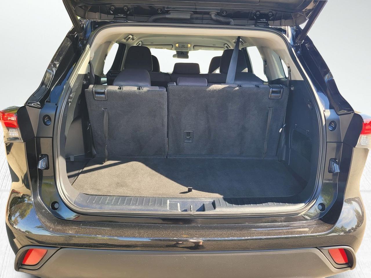 2023 TOYOTA HIGHLANDER LE Roseville CA