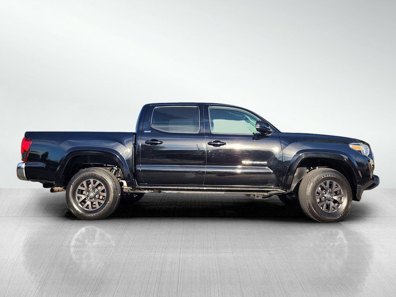 2023 TOYOTA TACOMA 4WD SR5 Roseville CA