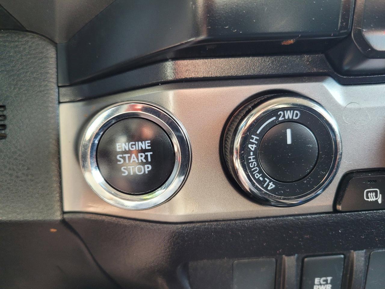 2023 TOYOTA TACOMA 4WD SR5 Roseville CA