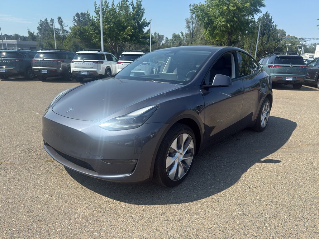 2023 Tesla Model Y Long Range FSD Comp 4 2023 Tesla Model Y Long Range FSD Comp 4