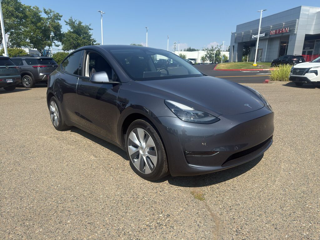 2023 Tesla Model Y Long Range FSD Comp 4 2023 Tesla Model Y Long Range FSD Comp 4