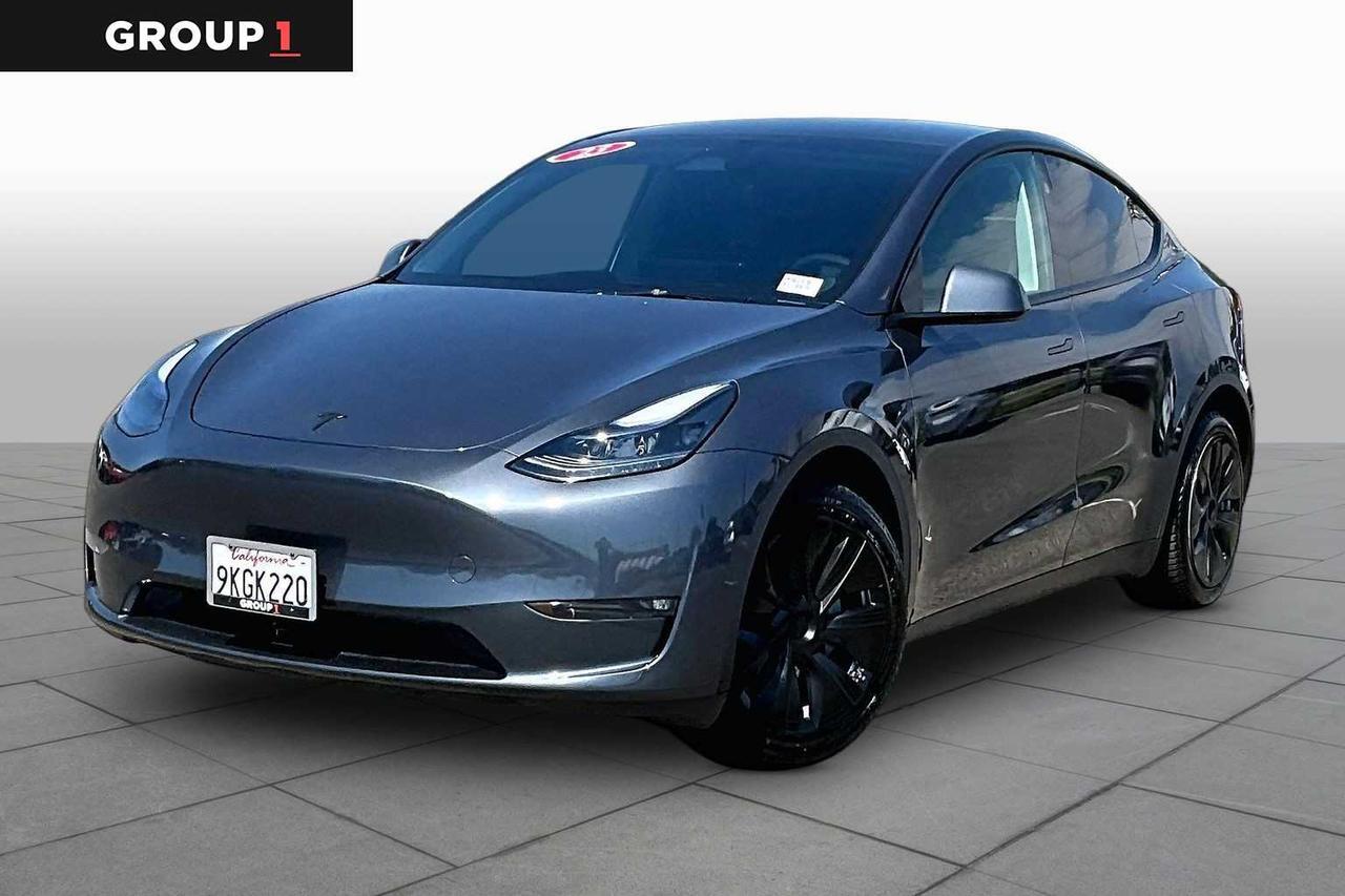 2023 Tesla Model Y Long Range 2023 Tesla Model Y Long Range