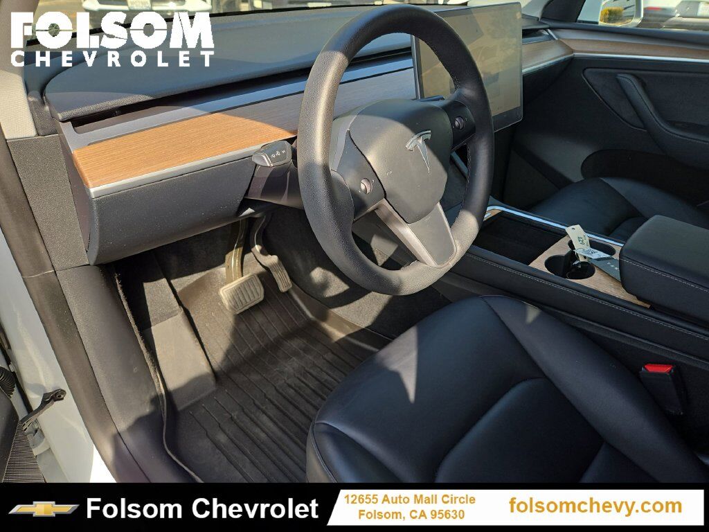 2023 Tesla Model Y Long Range 2023 Tesla Model Y Long Range