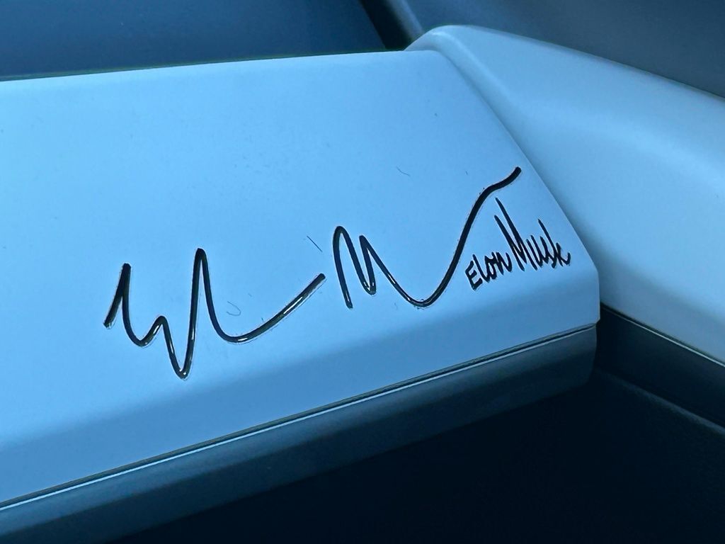 2023 Tesla Model Y Long Range Lakeland FL