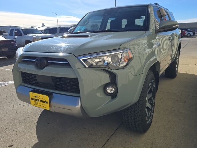 2023 Toyota 4Runner TRD Off-Road Premium Watertown SD 2023 Toyota 4Runner TRD Off-Road Premium Watertown SD