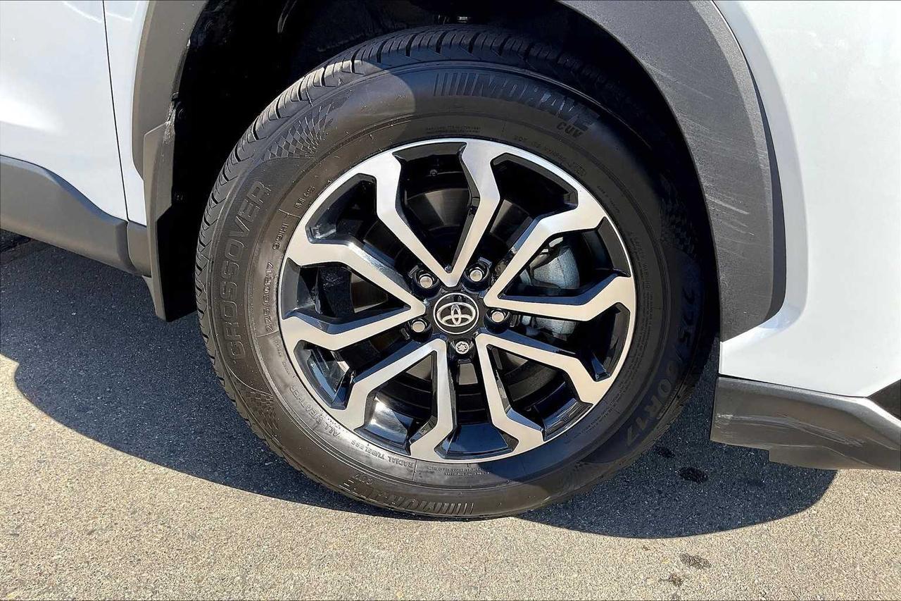 2023 Toyota Corolla Cross Hybrid S Roseville CA