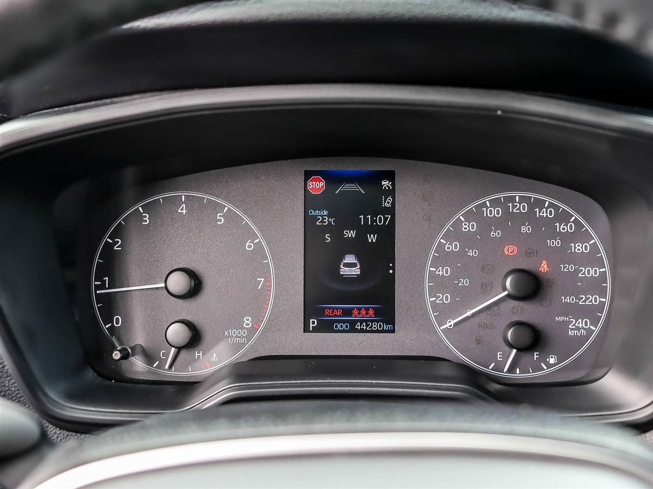 2023 Toyota Corolla Cross LE Mississauga ON