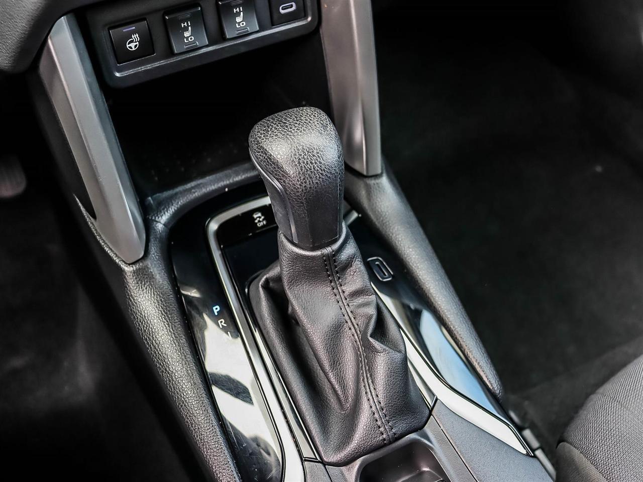 2023 Toyota Corolla Cross LE Mississauga ON