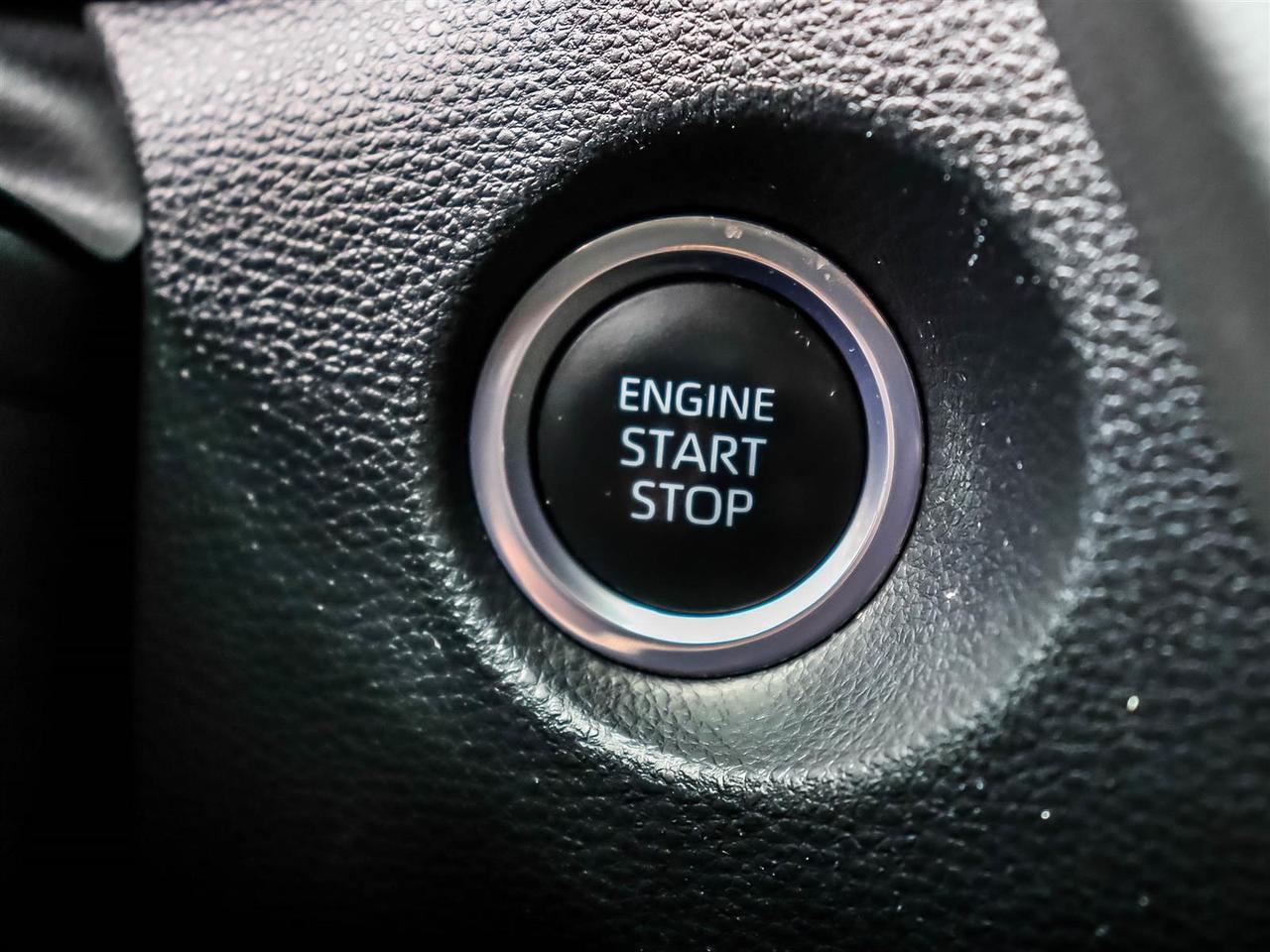 2023 Toyota Corolla Cross LE Mississauga ON