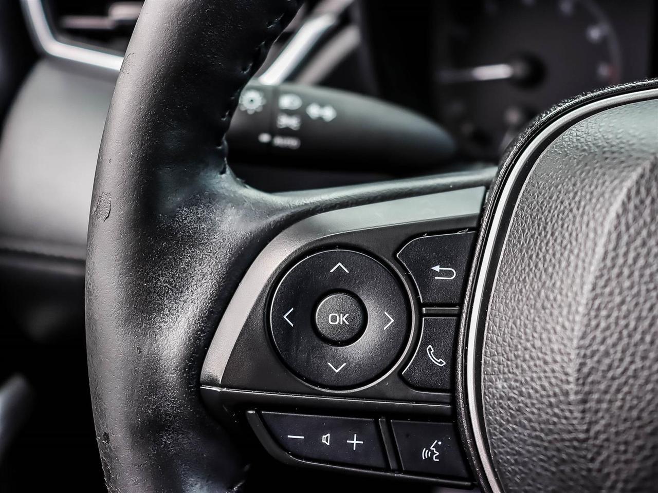 2023 Toyota Corolla Cross LE Mississauga ON