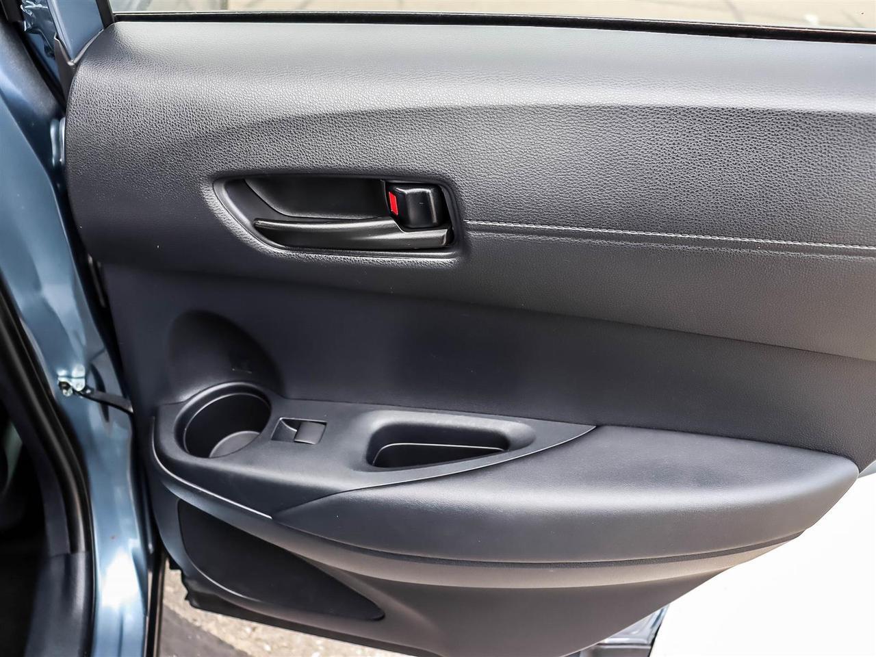 2023 Toyota Corolla Cross LE Mississauga ON