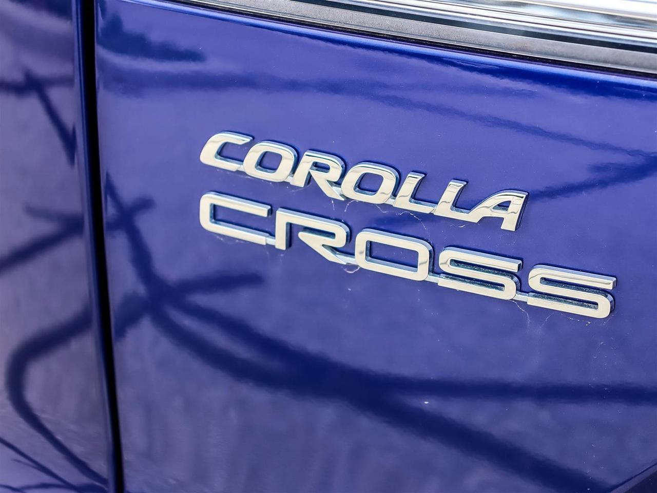 2023 Toyota Corolla Cross LE Mississauga ON