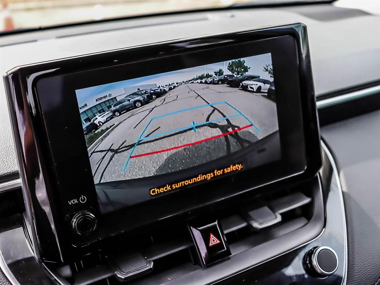 2023 Toyota Corolla Cross LE Mississauga ON