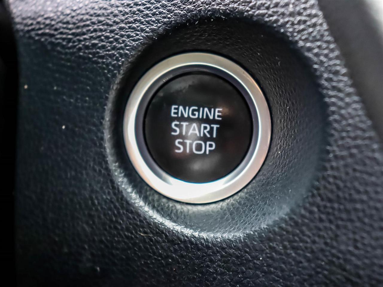 2023 Toyota Corolla Cross LE Mississauga ON