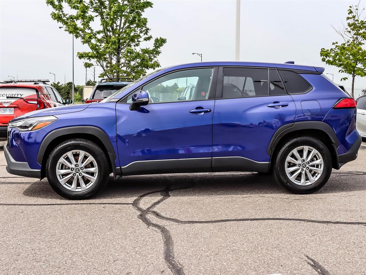 2023 Toyota Corolla Cross LE Mississauga ON