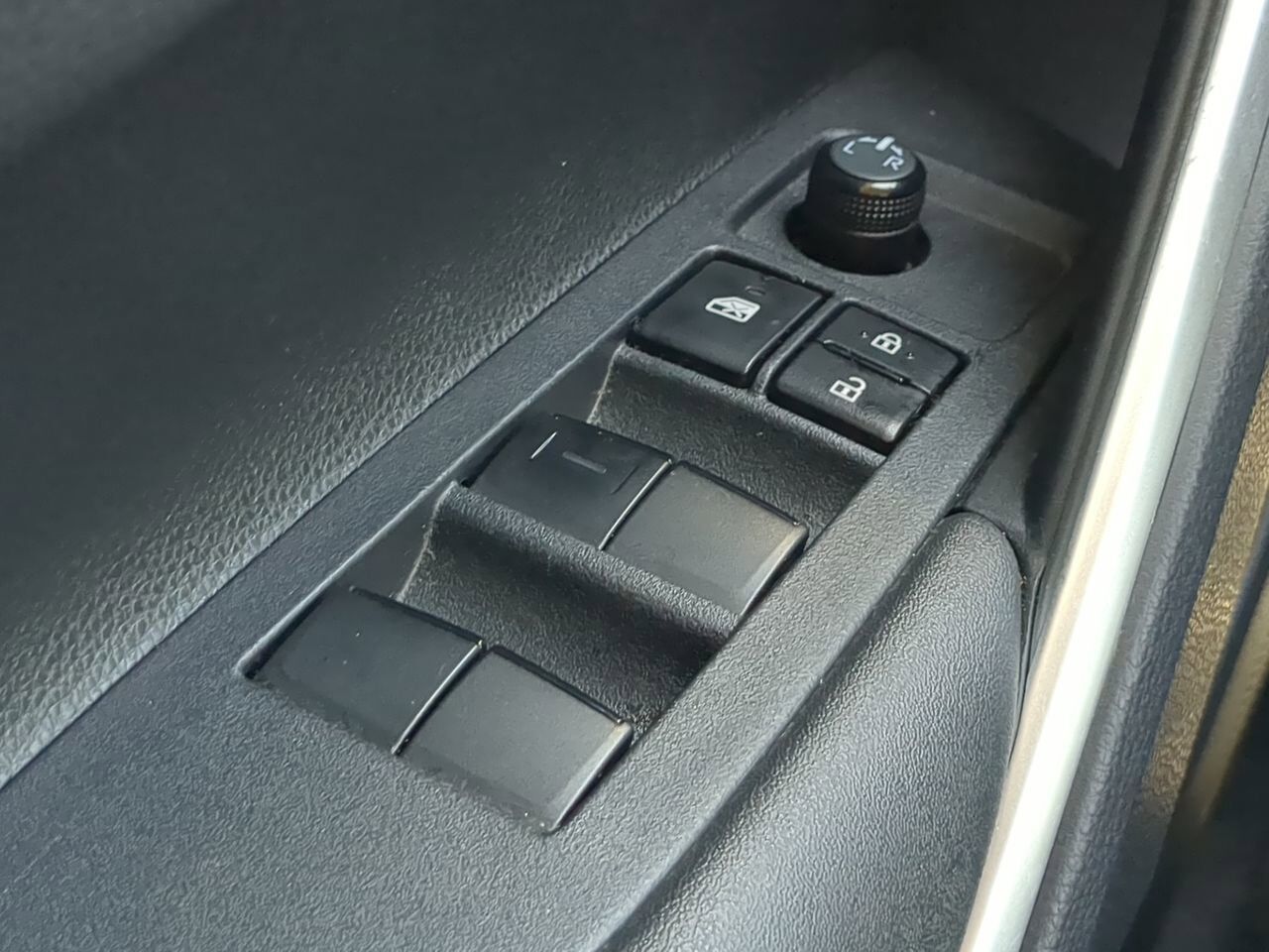 2023 Toyota Corolla Cross XLE Appleton WI