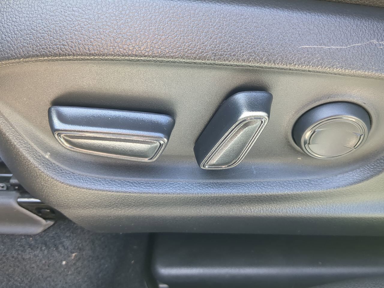 2023 Toyota Corolla Cross XLE Appleton WI