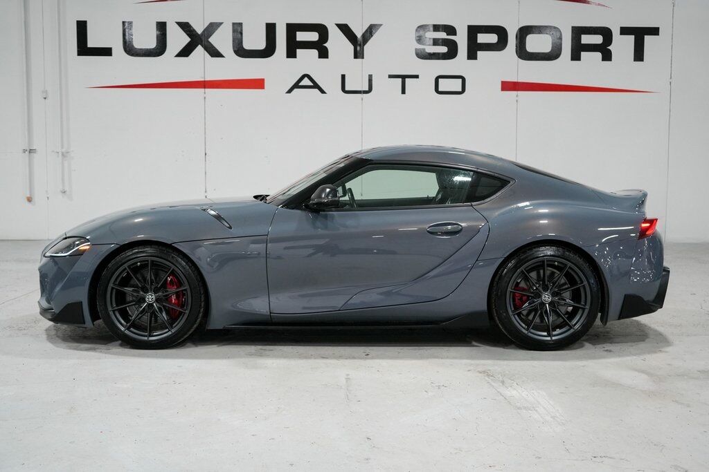 2023 Toyota GR Supra Premium's photo