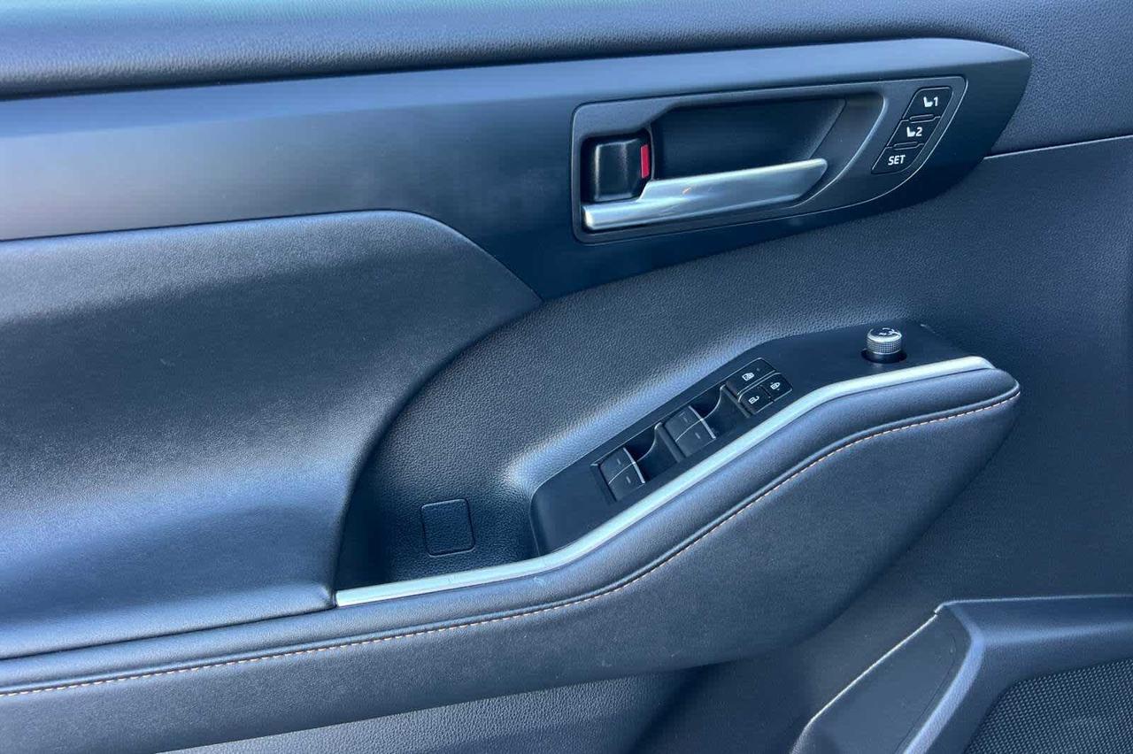 2023 Toyota Highlander Hybrid Bronze Edition Roseville CA