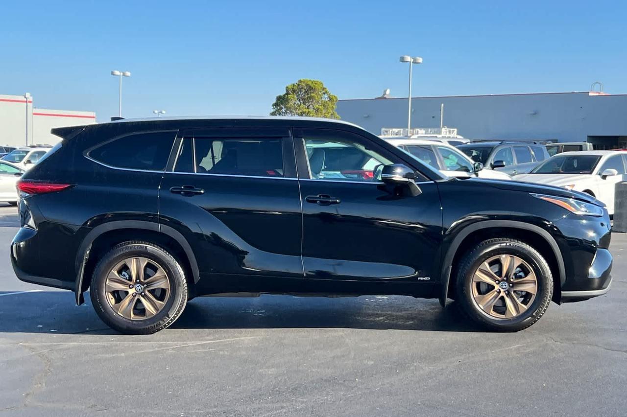 2023 Toyota Highlander Hybrid Bronze Edition Roseville CA