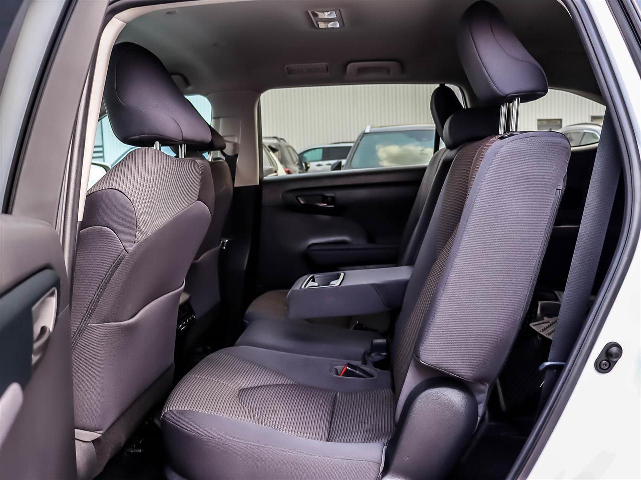 2023 Toyota Highlander LE Mississauga ON