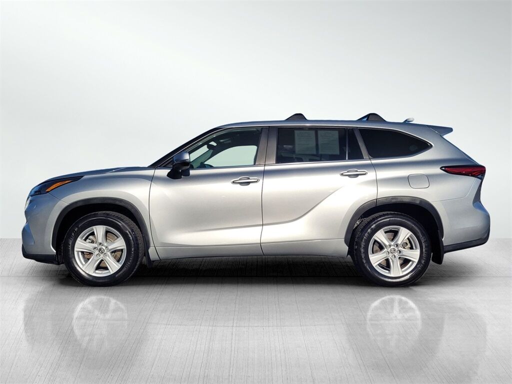 2023 Toyota Highlander LE Roseville CA